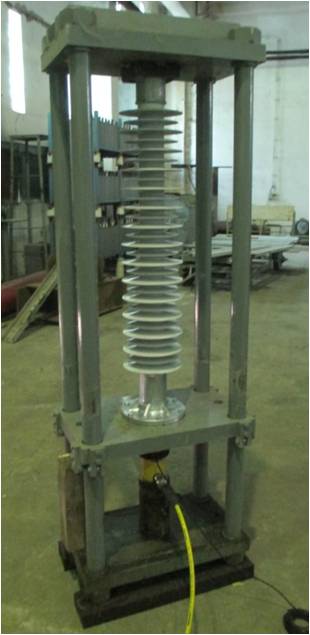 Test compresiune-flambaj la izolatoare